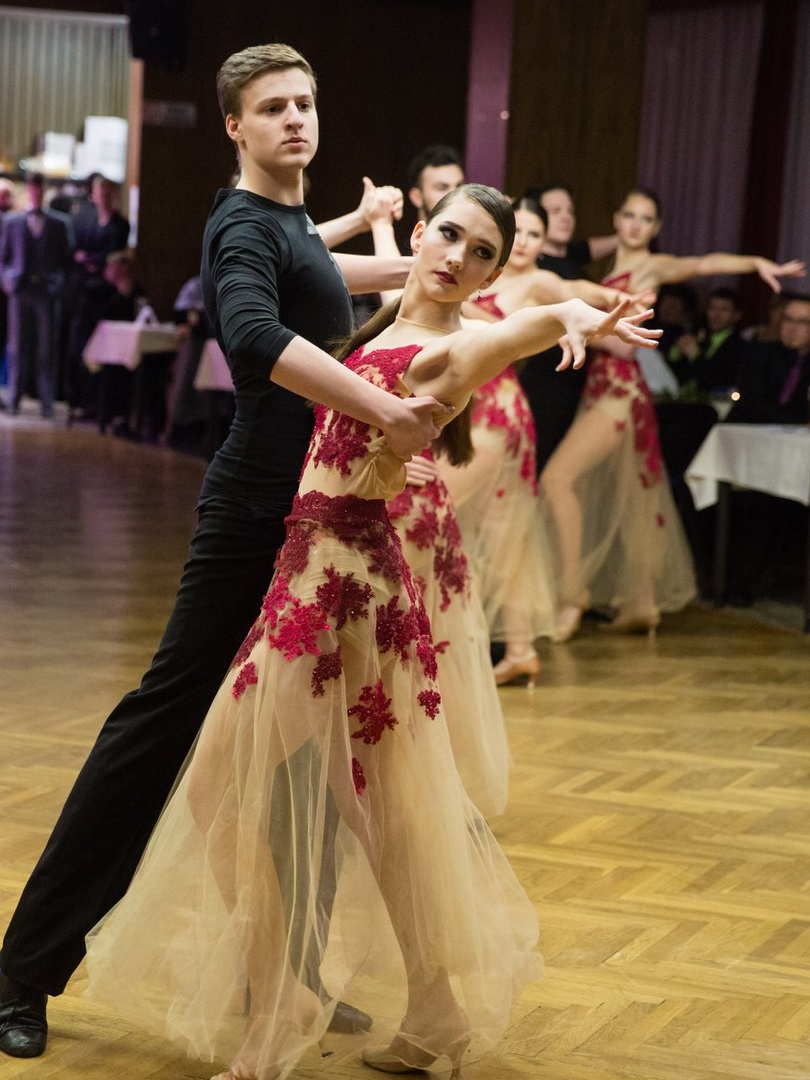 Společenská akce 5